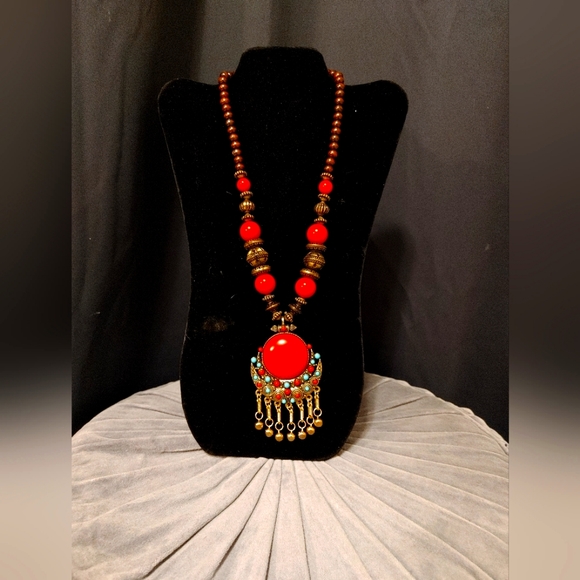 Fashion Accessories Necklace 🌺😍 - Picture 3 of 6